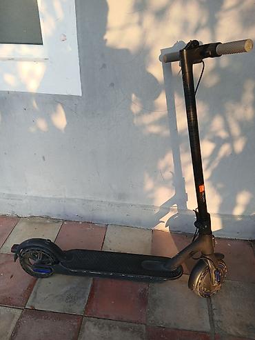 30: Xiaomi Mi Electric Scooter suret 25 heçbir problemi yoxdur barter var — 1