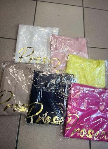 Majice kratkih rukava: Majice sa natpisima trendi basic modeli. Sira majica sa okruglim — 10