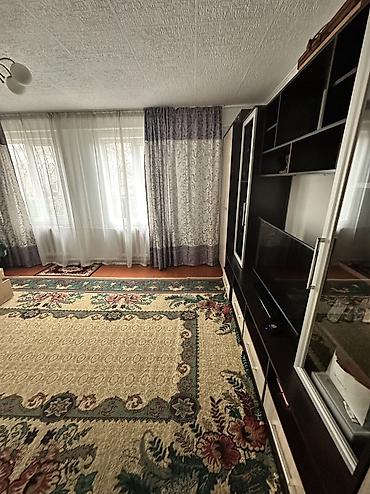 Продажа коттеджей и домов: Продаётся дом в «золотом квадрате» Чолпон-Аты. Вторая линия от трассы — 25