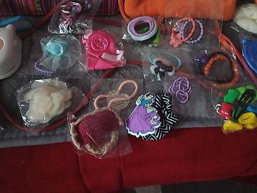 Ostali aksesoari za decu: Set za devojčice ( torbice, šnalice, novčanici, neseser Frozen — 5