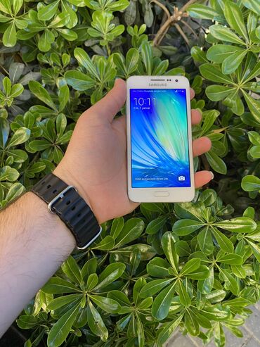telefonlar samsung: Samsung Galaxy A3, 16 GB, rəng - Ağ, Zəmanət, Sensor, İki sim kartlı