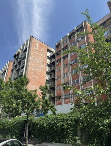 английский квартал снять квартиру: 1 бөлмө, 15 кв. м, Жатакана жана мейманкана түрүндө, 7 кабат, Косметикалык ремонт