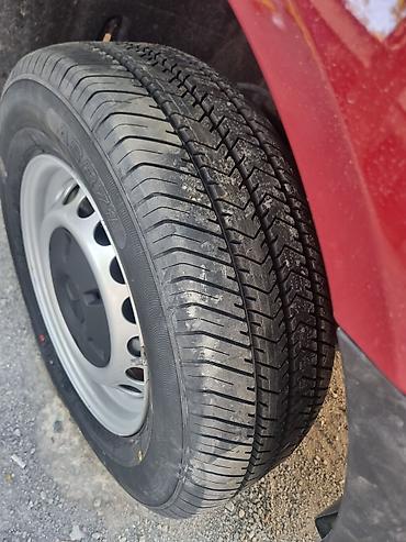 s class guzguləri: Mercedes-Benz Sprinter yük furgonu – xüsusi bölməli yanlardan dondurma — 4