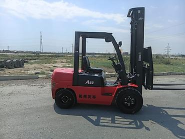 yükleyici: Forklift satilir yaxsi veziyetdedir 500 saat işleyib 3 ton 6 metr çox — 4