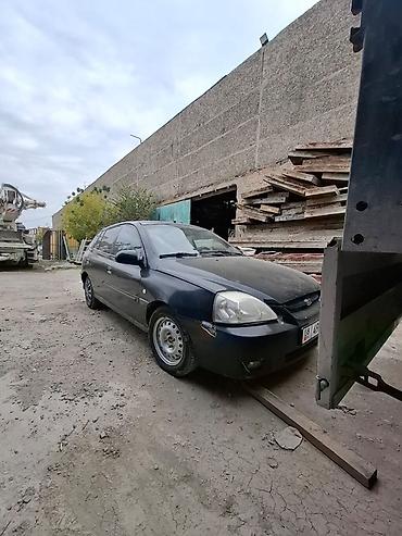с пробегом: LIFAN Breez: 2004 г., Механика, Бензин, Лифтбек — 7