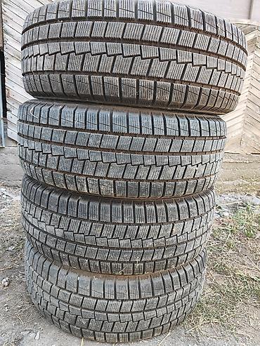 235/60r18 зимний комплект шин в отличном состоянии 
остаток 90%