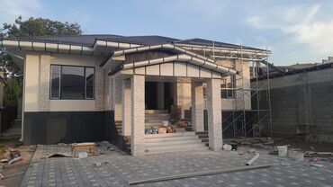 продаю дом в село бешкунгей: Дом, 130 м², 8 комнат, ПСО (под самоотделку)