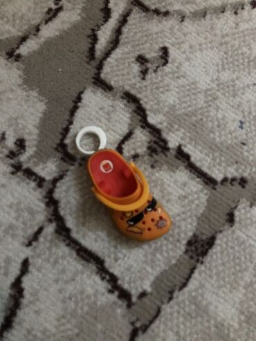 советская мягкая игрушка: Uşaq üçün mini ayaqqabı formalı açarlıq - Material: yumşaq