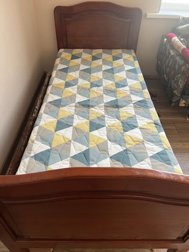 бу кровать с матрасом: Бир кишилик керебет, Колдонулган, Матрасы бар, узуну - 200 см