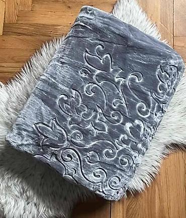 Ćebad i pokrivači: 🍂Singl i bracna ćebad🍂 🍂Dimenzije-160*220 🍂Cena-3100 — 8