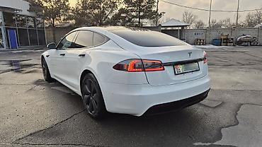 Tesla: Tesla Model S: 2022 г., Электромобиль, Седан — 3