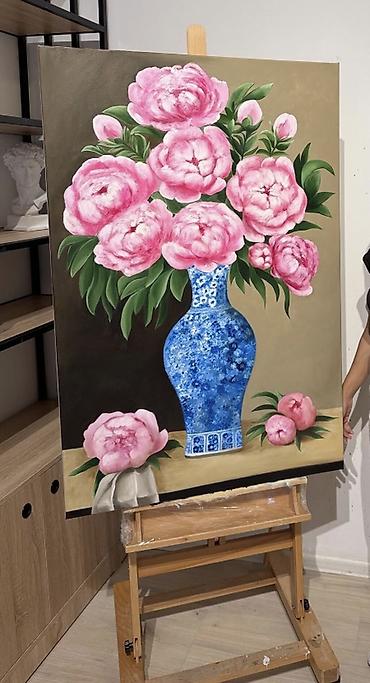 piona: Rəsm əsəri: “Pionlar mavi vazada” -Ölçü: 120x80 - Texnika: kətan — 2