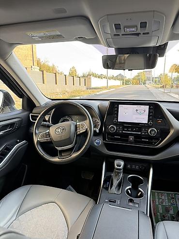 гранд хайландер: Toyota Highlander: 2022 г., 2.5 л, Автомат, Гибрид, Кроссовер — 9