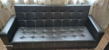черный кожанный диван: Комплект офисной мебели, Диван, цвет - Черный, Б/у