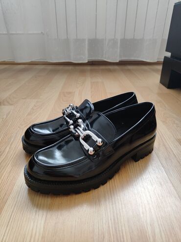 Shoes: Loafers, Zara, 37