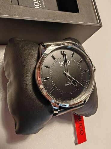entiq saatlar: Новый, Наручные часы, Hugo Boss, цвет - Черный