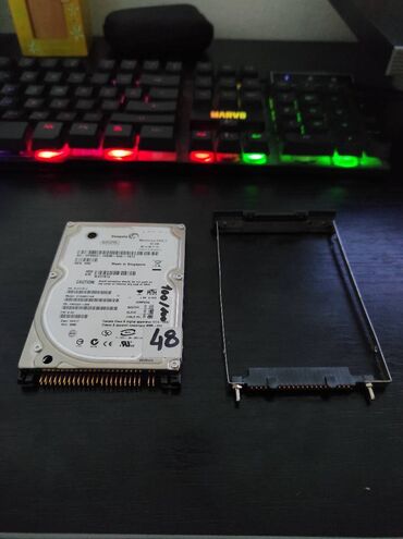 kosulja sa: Seagate Momentus 5400.2 40GB Ispravan IDE hard disk za laptop, sa