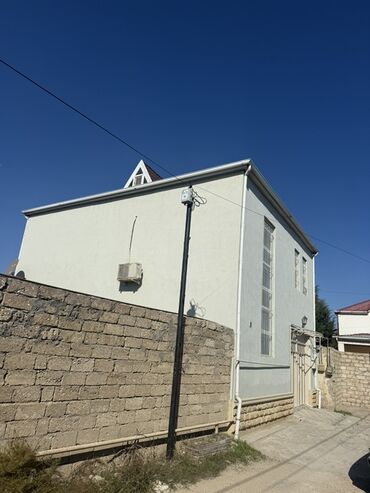 şamaxıda hovuzlu kirayə evlər: 4 otaqlı, 130 kv. m, Yeni təmirli