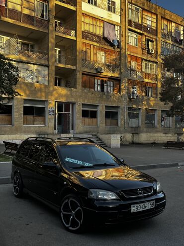 sukan satisi: Opel Astra: 2.2 l | 2004 il 440000 km Universal