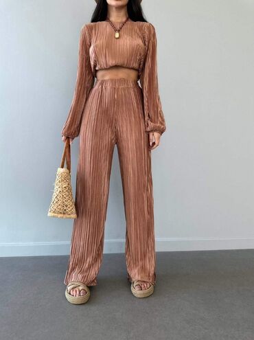 Kompleti: New Perfekt Set SS•MM•L Cena3500 Din — 5