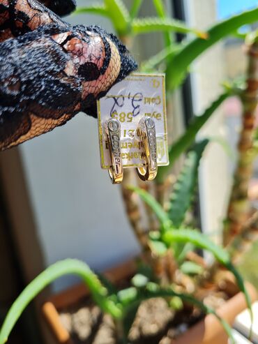 Sırğalar: Sırğa, Bvlgari, Sarı qızıl, 585 Əyar, 2 g, Ünvandan götürmə -da lalafo.az — 8 Sırğalar: Sırğa, Bvlgari, Sarı qızıl, 585 Əyar, 2 g, Ünvandan götürmə — 8