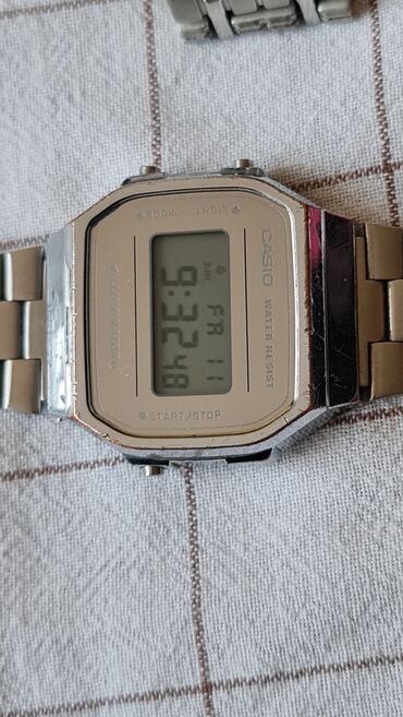 Ručni satovi: Kolekcija muških ručnih satova – metalne narukvice, različiti stilovi — 9