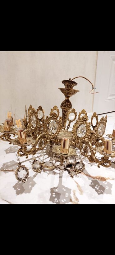 Qida məhsulları: Çılçıraq, 10 və daha çox lampa