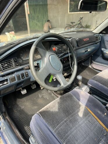 Mazda: Mazda 626: 1989 г., 2 л, Механика, Бензин, Хэтчбэк — 6