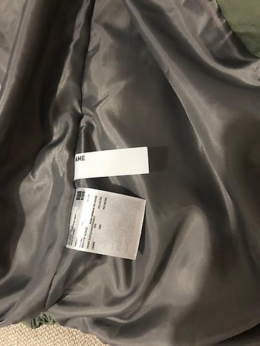 Верхняя одежда: Очень красивая, теплая, фирменная куртка Uniqlo. Оригинал. Подойдет — 8