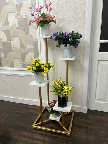 Rəflər, etajerkalar: Gül stendi подставка для цветов.Çiçək stendi və dekor. metal karkas — 15