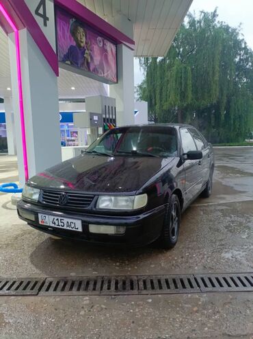 элктро машина: Volkswagen Passat: 1994 г., 1.8 л, Механика, Бензин, Седан