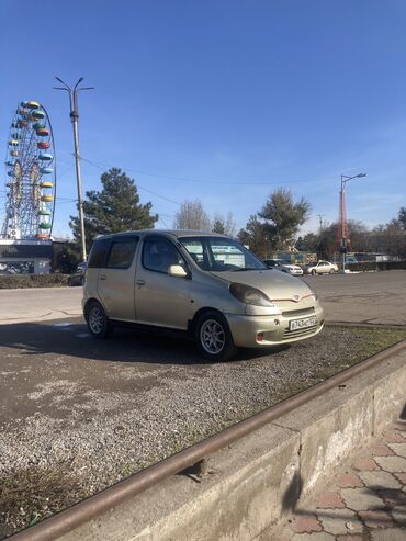 аккумулятор на фуру: Toyota Funcargo: 2000 г., 1.5 л, Автомат, Бензин, Van