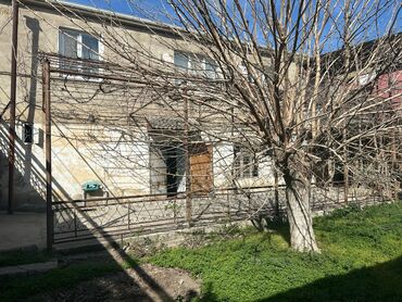 xacmazda satilan evler: 7 комнат, 210 м², Нет кредита, Средний ремонт