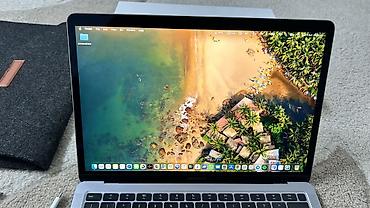 ipod classic 7: Apple MacBook Air M1 13" 256GB İdeal vəziyyətdədir Batateya vəziyyəti — 10