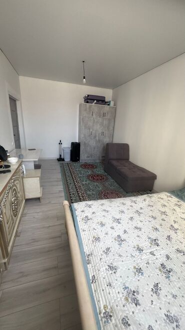 квартира в районе ахунбаева: 1 комната, 44 м², 104 серия, 2 этаж, Косметический ремонт