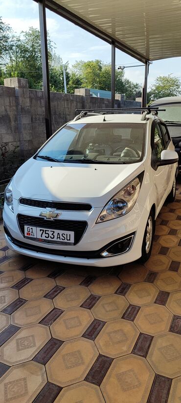 ищу работу тракторист: Chevrolet Spark: 2012 г., 1 л, Автомат, Бензин