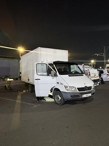Грузовой фургон Mercedes-Benz Sprinter с изотермическим/фургоночным