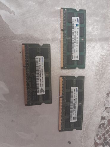 poko x 3: Operativ yaddaş (RAM) Samsung, 2 GB, 1333 Mhz, DDR3, Noutbuk üçün, İşlənmiş