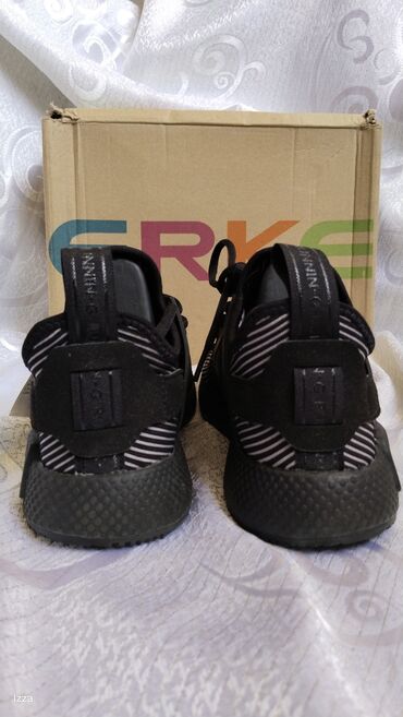 Women's Sneakers and athletic shoes: Очень лёгкиедышащие и качественные кросовки от Ерке в 36-37 размерах — 2