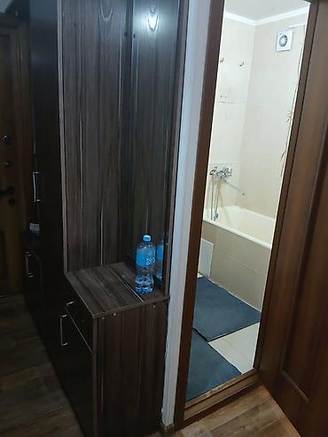 каинды квартиры: 3 комнаты, 58 м², 6 мкр 104 серия, 2 этаж, Косметический ремонт — 2