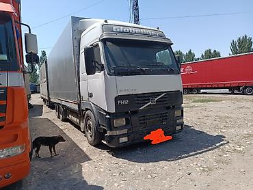 энергоаккумулятор: Тягач, Volvo, 2001 г., Тентованный — 2