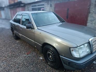 mercedes c300: Mercedes-Benz W124: 1990 г., 2.3 л, Механика, Бензин, Седан — 4