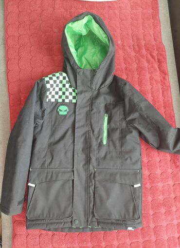 zimske jakne za decake: Nova sky jakna za decake 9,10 god. kupljena u Londonu za 70e. nije