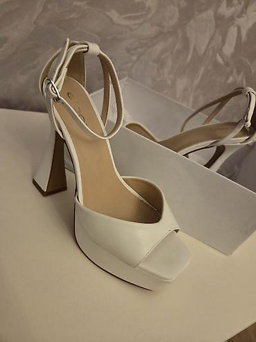 bleu de chanel qiyməti: Aldo, Ölçü: 38, rəng - Ağ, Yeni — 2