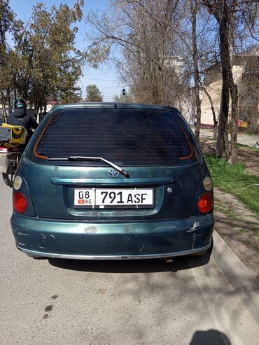 Транспорт: Toyota Starlet: 1998 г., 1.3 л, Автомат, Бензин, Хетчбек