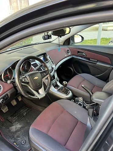 cruze diffuzer: Chevrolet Cruze: 1.4 l | 2012 il 240000 km Sedan — 9