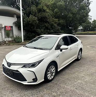 matiz 2006: Toyota Corolla: 2023 г., 1.8 л, Вариатор, Гибрид, Седан — 1