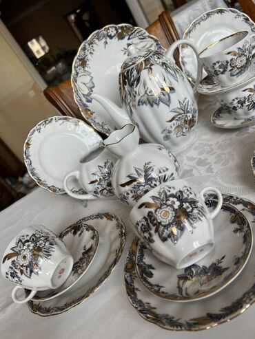 Çay dəstləri və servizlər: Çay dəsti, rəng - Ağ, Farfor, Almaniya
