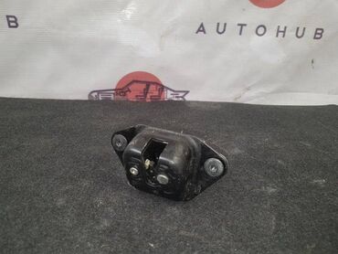 багаж на срв: Замок багажника Honda Cr-V RE K24A 2007 (б/у)