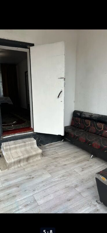каражыгач дом: 60 кв. м, 3 бөлмө, Унаа токтотуучу жай, Забор, тосулган